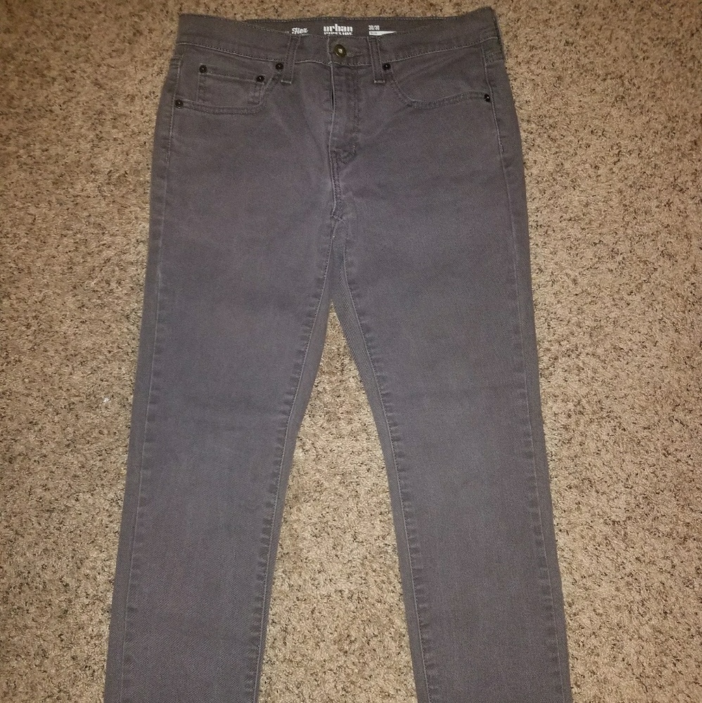 Men's Urban Pipeline gray khaki pants